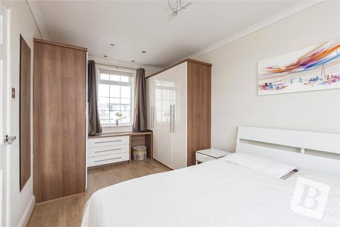 141 Burnway, Hornchurch, RM11 3SW