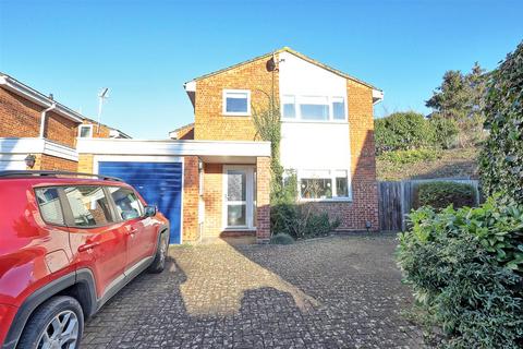 4 bedroom detached house for sale, Ward Close, Ware SG12