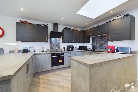 18 Prospect Road, Hornchurch, RM11 3TZ