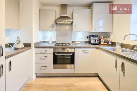 2 bedroom end of terrace house for sale, Wakelin Way, Lichfield, WS13