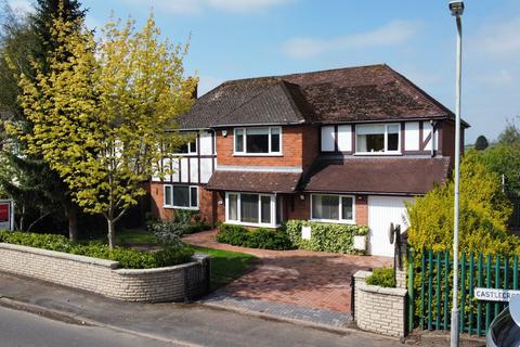 22 Castlecroft Lane, Wolverhampton, WV3 8JU