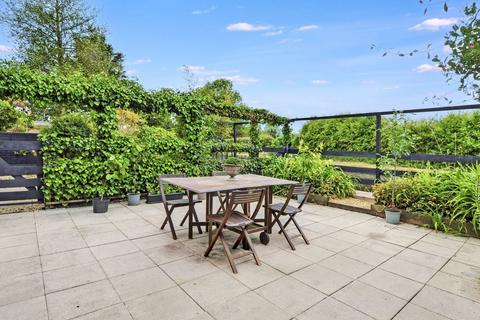 22 Castlecroft Lane, Wolverhampton, WV3 8JU