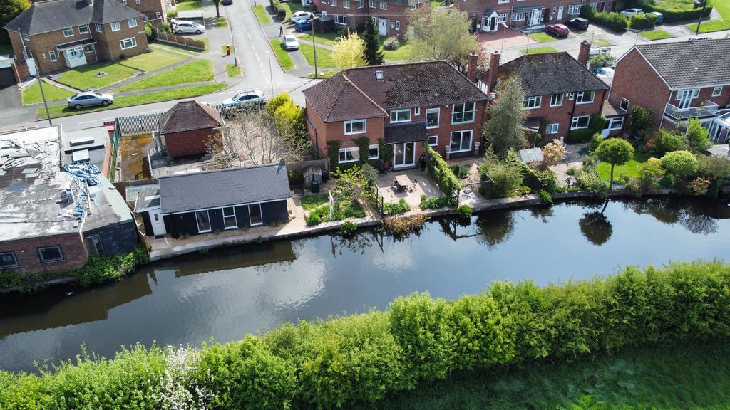 Rear/Canal