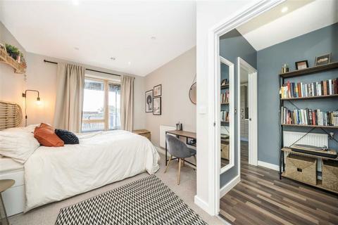 1 bedroom flat for sale, Rectory Field Crescent, London SE7