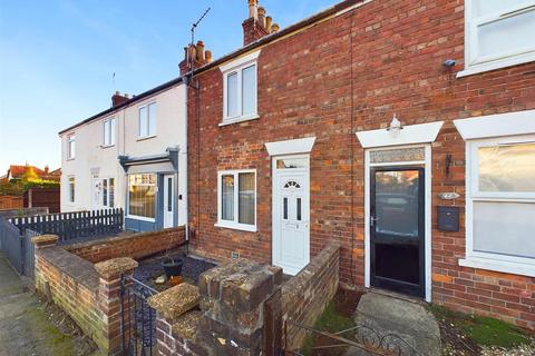 2 bedroom terraced house for sale, High Holme Road, Louth LN11