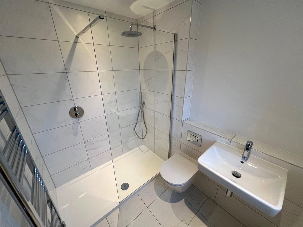 Plot 7 En-Suite