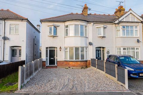 3 bedroom semi-detached house for sale, Prince Avenue, Westcliff-on-sea, SS0