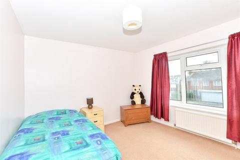 7 Beech Hurst Close, Haywards Heath, RH16 4AE