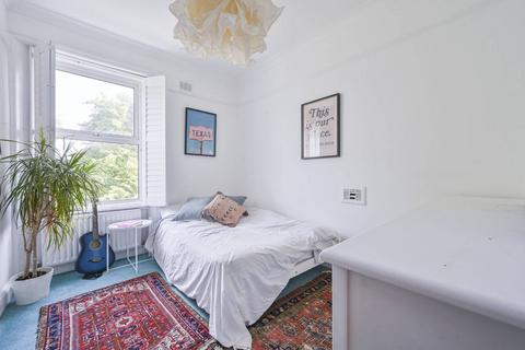 3 bedroom flat for sale, King Henrys Road, Primrose Hill, London, NW3