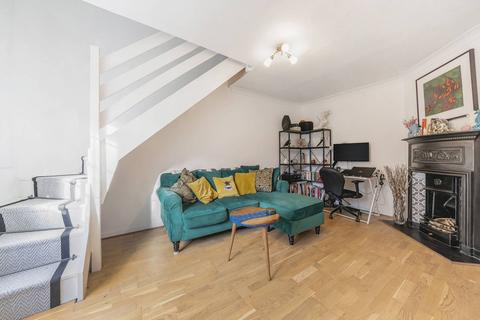 1 bedroom semi-detached house for sale, Belmont Mews, Whitton, Hounslow, TW3