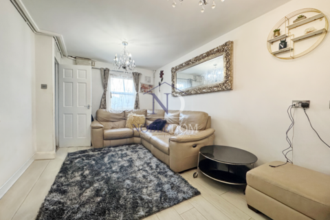 68 Kilross Road, Feltham, TW14 8SA