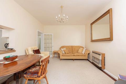 2 bedroom apartment to rent, Camden Crescent