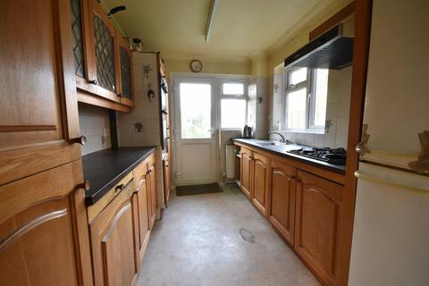 22 Bay Close, Horley, RH6 8LF