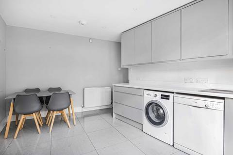 45 Yukon Road, London, SW12 9PY