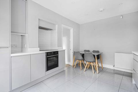 45 Yukon Road, London, SW12 9PY