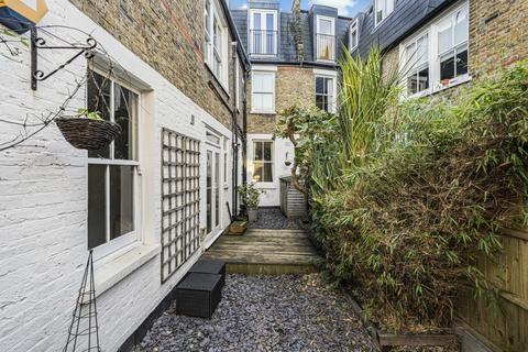45 Yukon Road, London, SW12 9PY