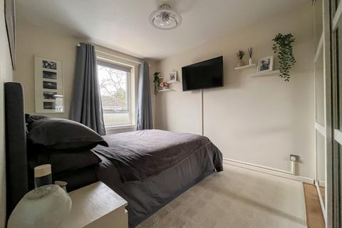 1 Axbridge Close, Nailsea, Bristol, BS48 4YN