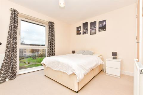 2 bedroom apartment for sale, Commonwealth Drive, Three Bridges, Crawley, West Sussex