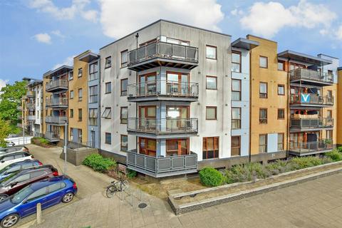 2 bedroom apartment for sale, Commonwealth Drive, Three Bridges, Crawley, West Sussex