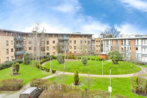 2 bedroom apartment for sale, Commonwealth Drive, Three Bridges, Crawley, West Sussex
