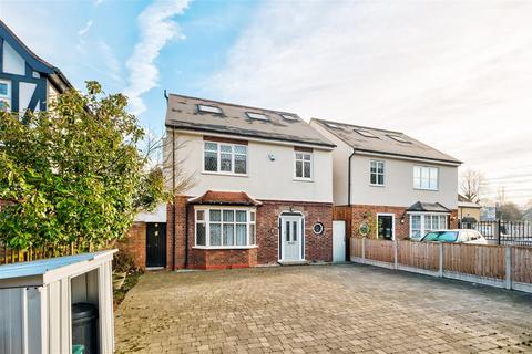 4 bedroom detached house for sale, Hollybush Hill, Snaresbrook