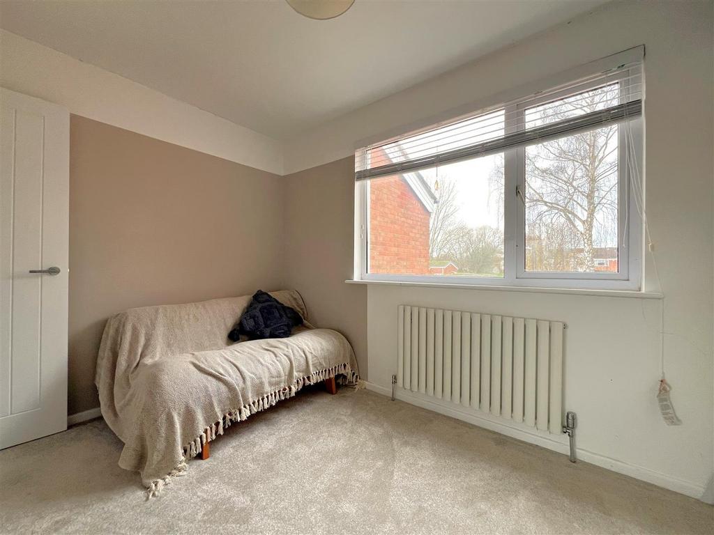 Bed 2.1.jpg