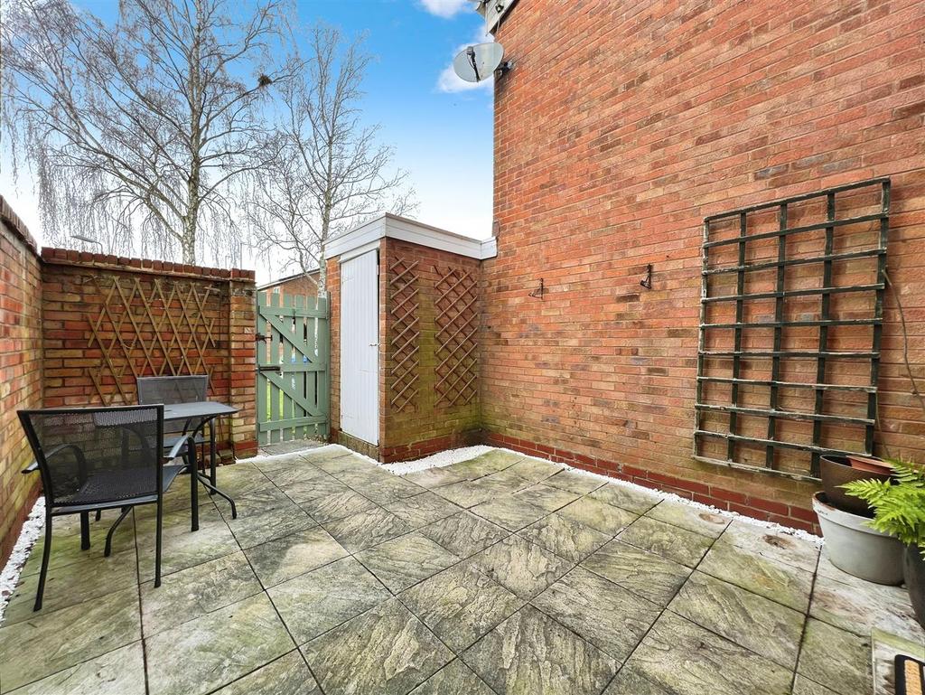 5c2250b2-garden.jpg