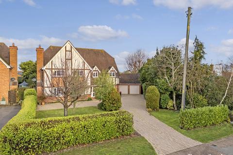 5 bedroom detached house for sale, Galleywood Road, Great Baddow, CM2