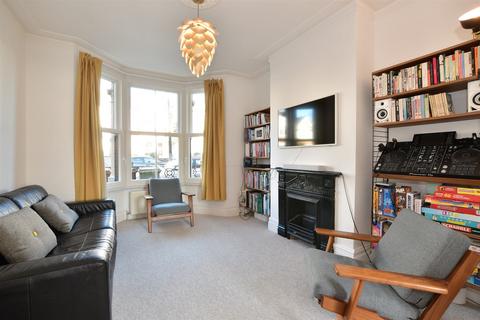 3 bedroom terraced house for sale, Silverdale Road, Highams Park