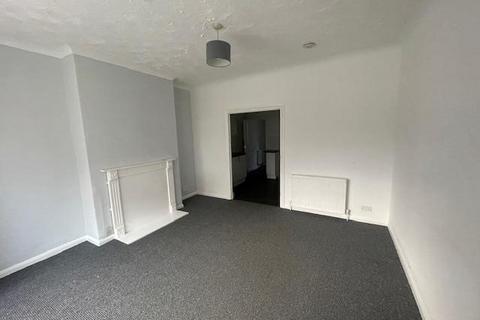 2 bedroom house to rent, Rosmead Street, Hull