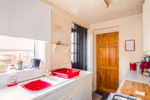 2 bedroom terraced house for sale, Pembroke Street, York, YO30