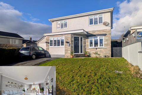 3 bedroom detached house for sale, Maes Y Dderwen, Carmarthen