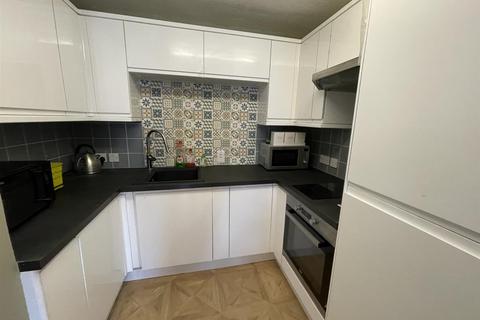 1 bedroom property to rent, Danziger Way, Borehamwood WD6