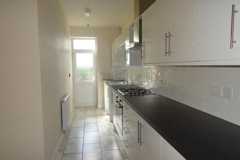 1 bedroom flat to rent, Trull Road