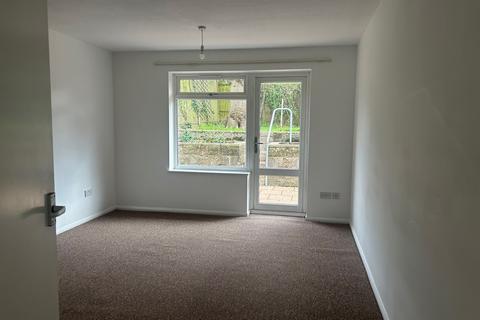 2 bedroom bungalow to rent, Elim Walk, Hastings, TN34