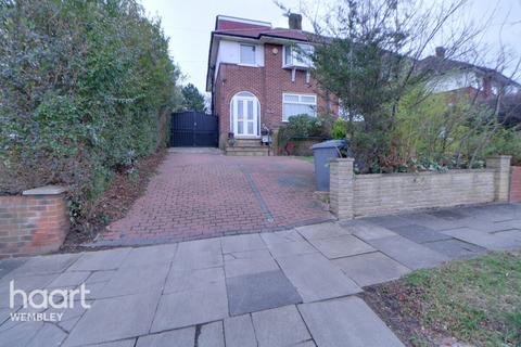 5 bedroom semi-detached house for sale, Barn Hill Estate