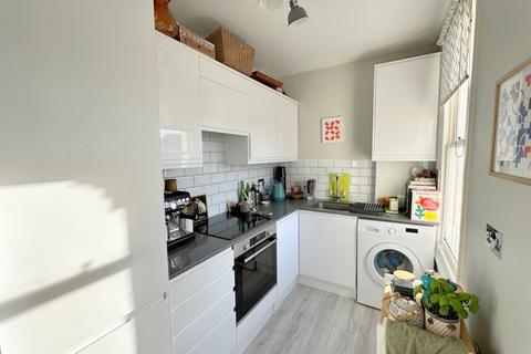 2 bedroom apartment for sale, Osborne Road, Windsor, Berkshire, SL4