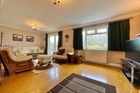 3 bedroom detached bungalow for sale, Overstone Drive, Coldham