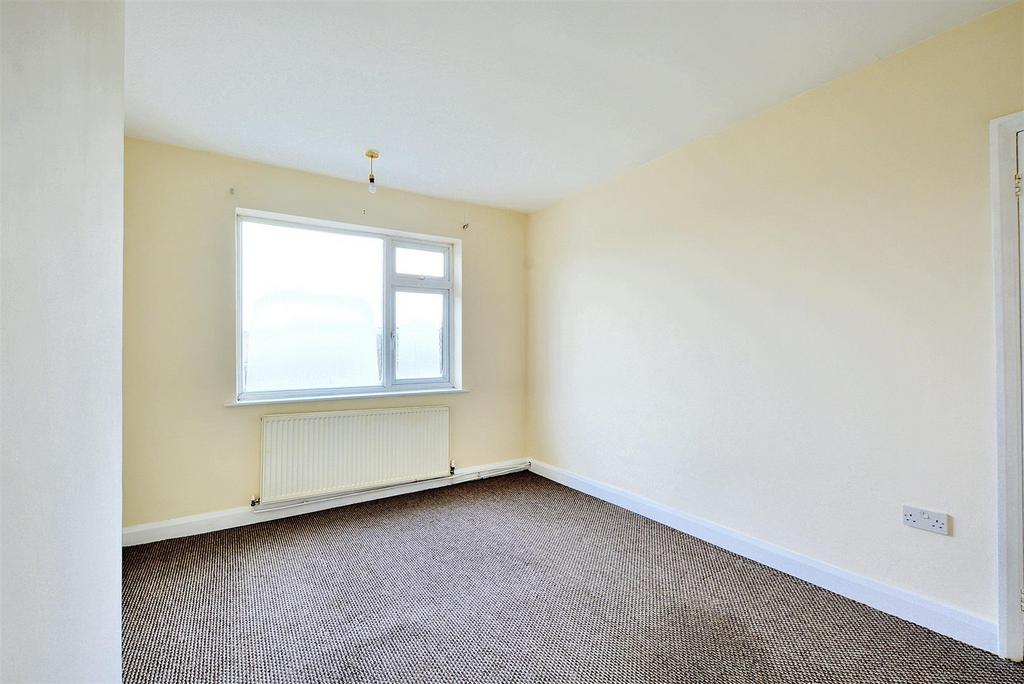 Bedroom 1 2.jpeg