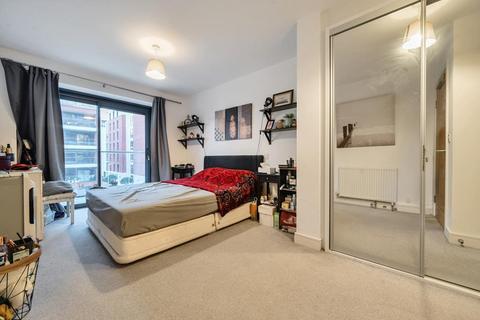 2 bedroom flat for sale, Newbury,  Berkshire,  RG14