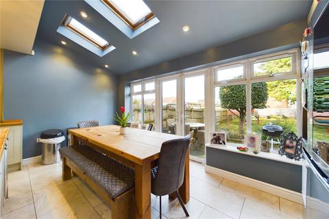 9 Grazeley Road, Three Mile Cross, Reading, RG7 1BL