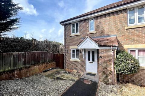 2 bedroom end of terrace house for sale, Hall Drive, Fleet, Hampshire, GU52