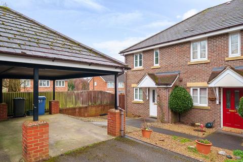 Hall Drive, Fleet, Hampshire, GU52