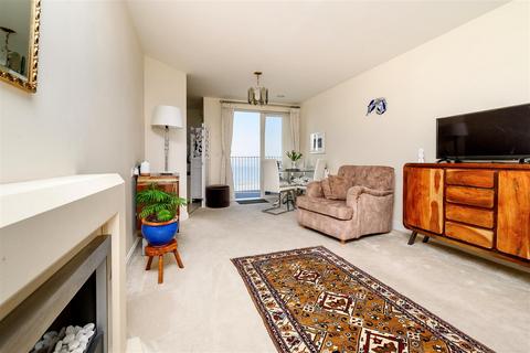 1 bedroom apartment for sale, Tudor Rose Court, South Parade, Southsea, Hampshire, PO4 0SS