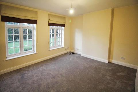 2 bedroom flat to rent, Portsmouth Road, Surrey KT7