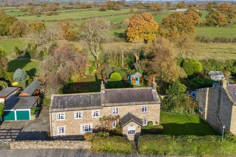 4 bedroom detached house for sale, Lund Lane, Killinghall, HG3