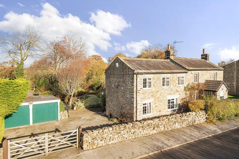 4 bedroom detached house for sale, Lund Lane, Killinghall, HG3