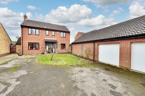 4 bedroom detached house for sale, Gardiner Close, Abingdon OX14