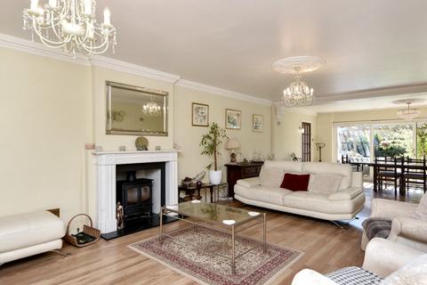 5 Chedington, Shoeburyness, Southend-on-sea, SS3 8UR
