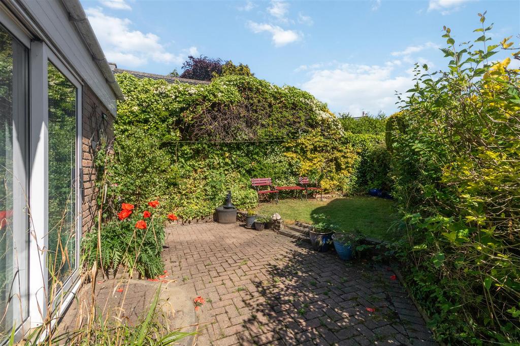 Patio/rear garden